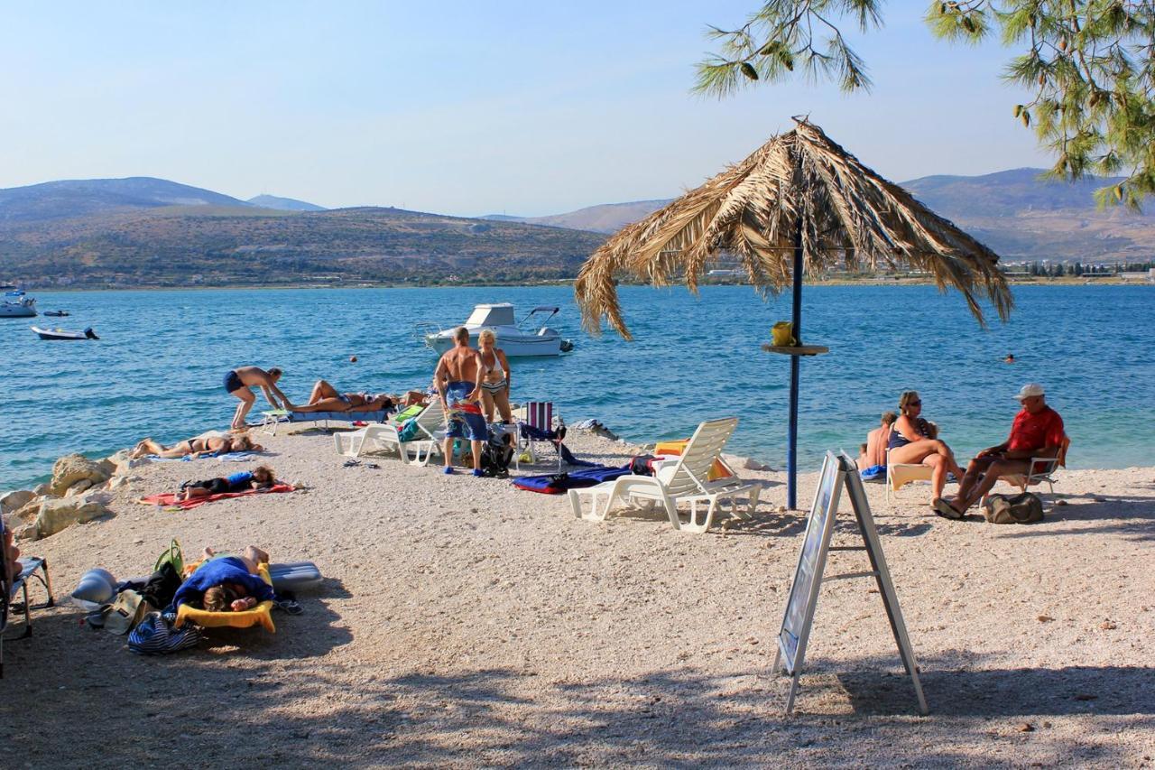 טרוגיר Apartments With A Parking Space Mastrinka, Ciovo - 4324 מראה חיצוני תמונה