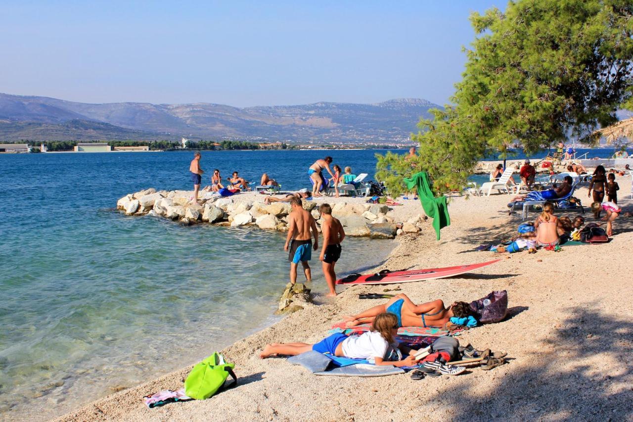 טרוגיר Apartments With A Parking Space Mastrinka, Ciovo - 4324 מראה חיצוני תמונה