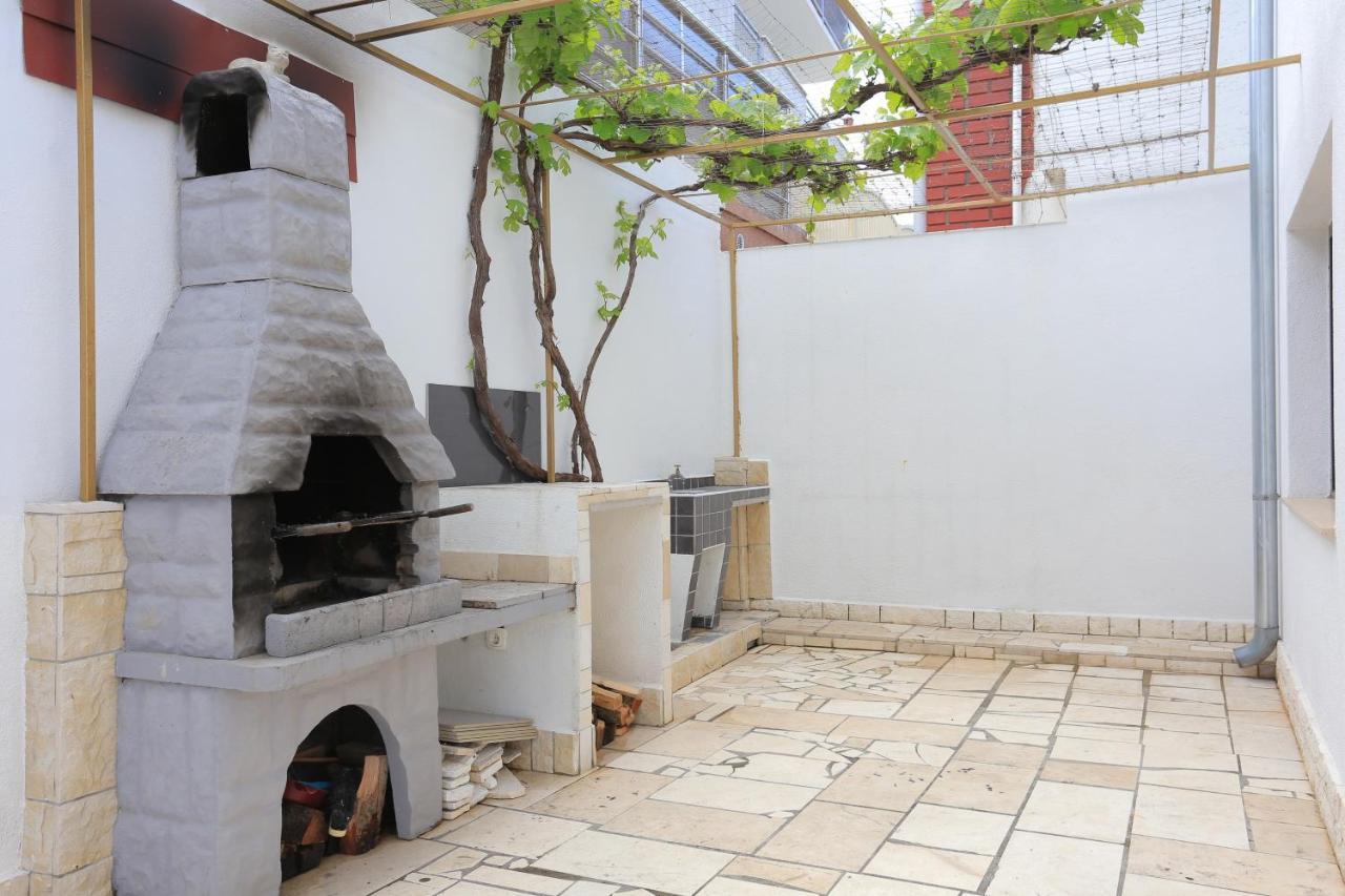 טרוגיר Apartments With A Parking Space Mastrinka, Ciovo - 4324 מראה חיצוני תמונה