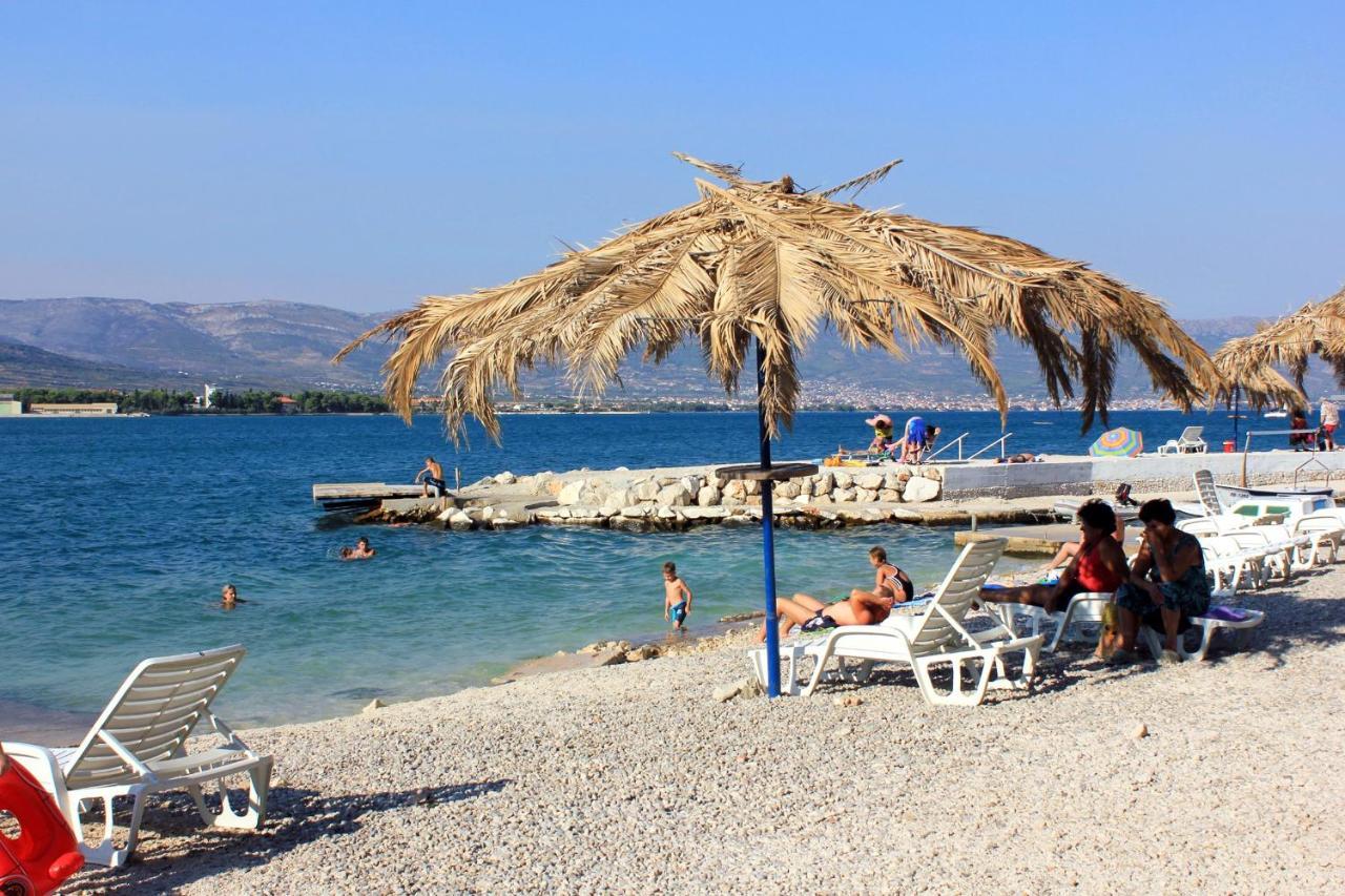 טרוגיר Apartments With A Parking Space Mastrinka, Ciovo - 4324 מראה חיצוני תמונה
