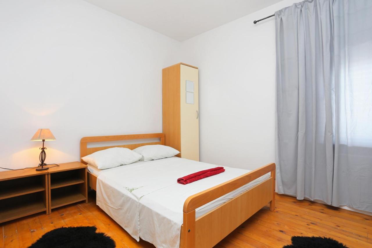טרוגיר Apartments With A Parking Space Mastrinka, Ciovo - 4324 מראה חיצוני תמונה