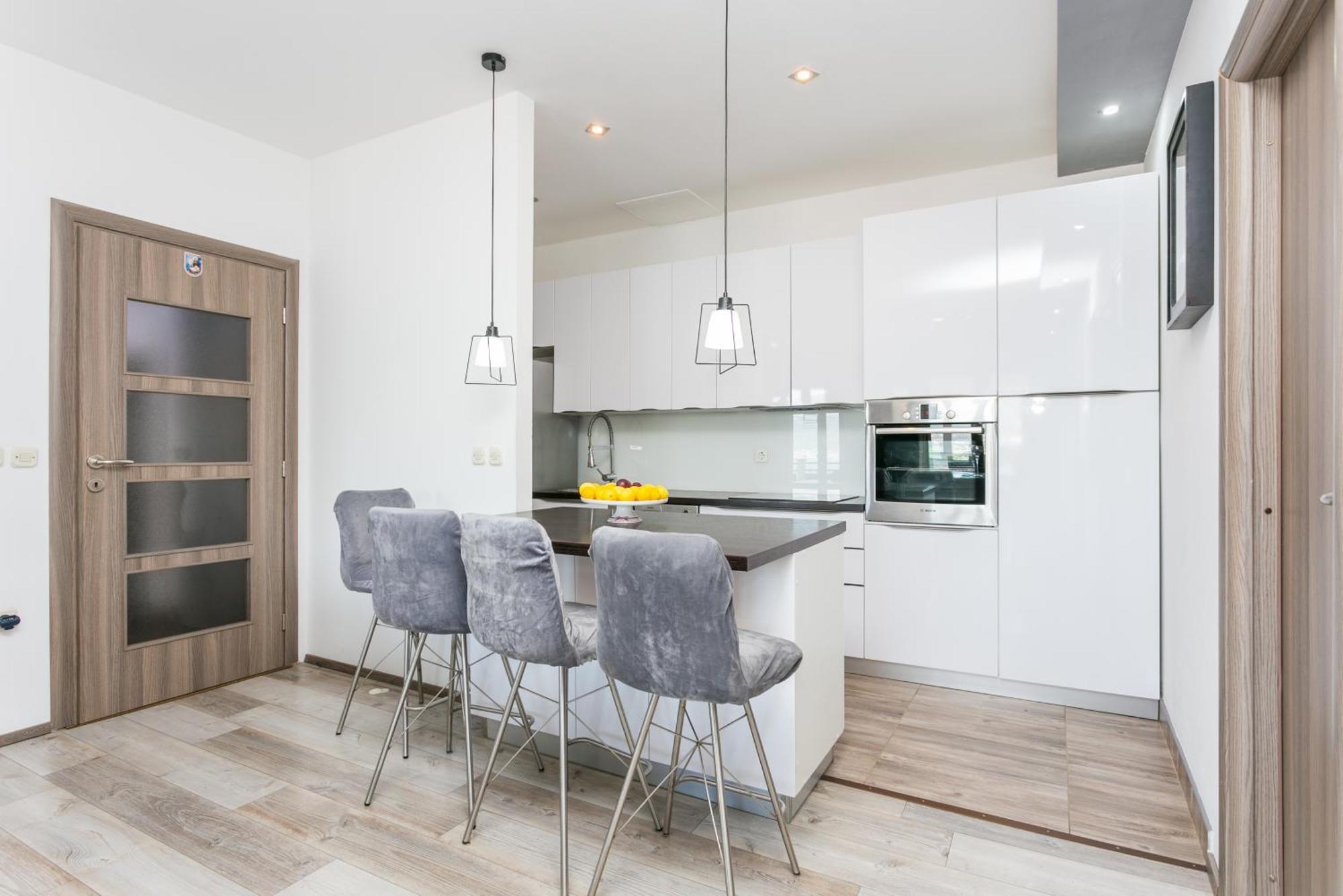 טרוגיר Apartments With A Parking Space Mastrinka, Ciovo - 4324 מראה חיצוני תמונה