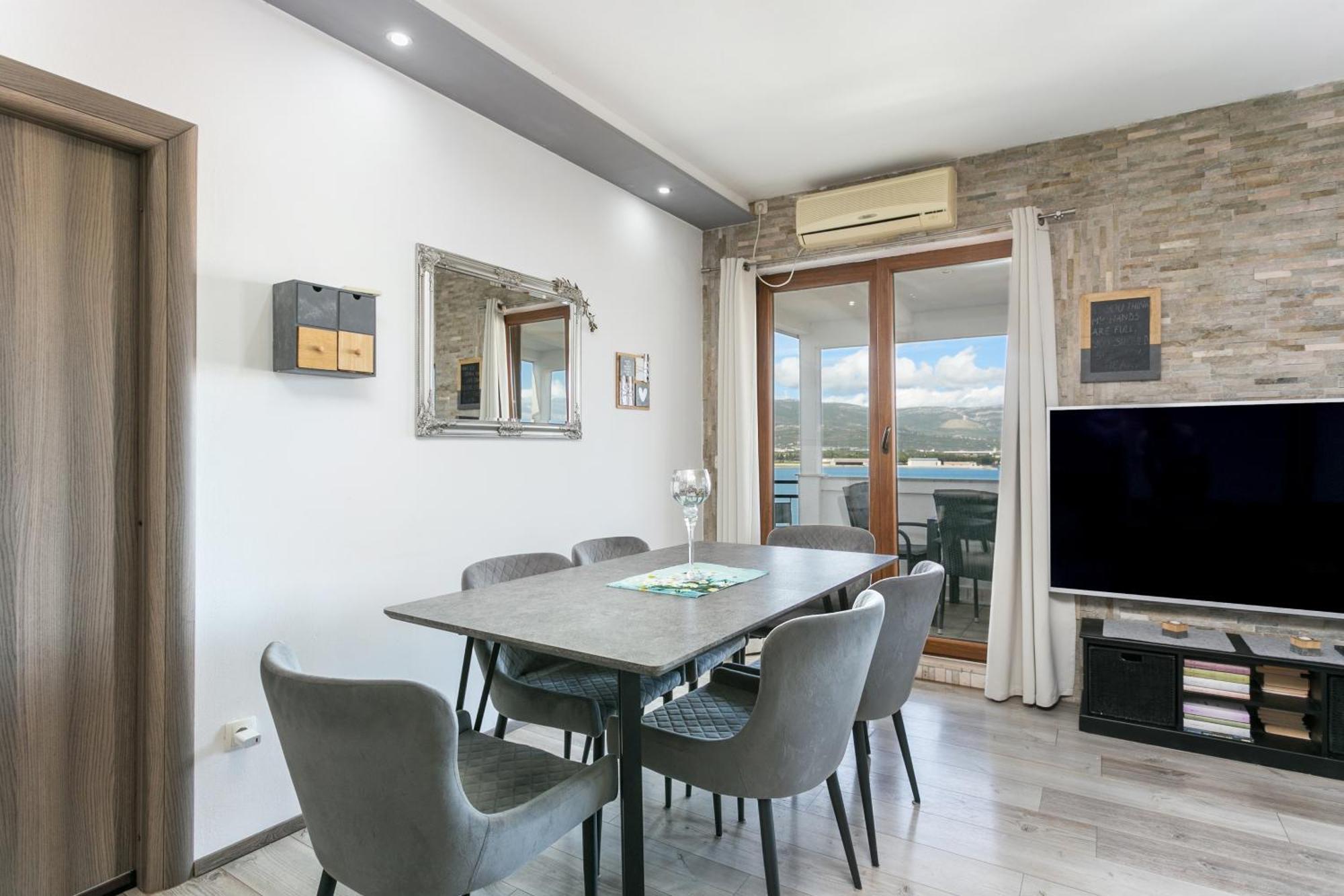 טרוגיר Apartments With A Parking Space Mastrinka, Ciovo - 4324 מראה חיצוני תמונה